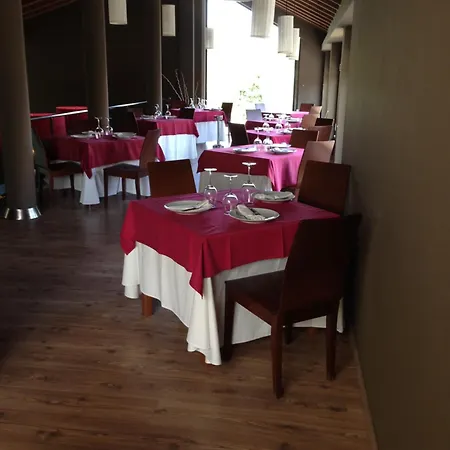 Hotel Parada De Francos *