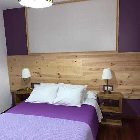 Parada De Francos Hotel *