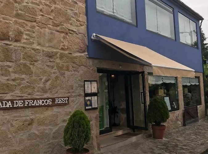Otel Parada De Francos