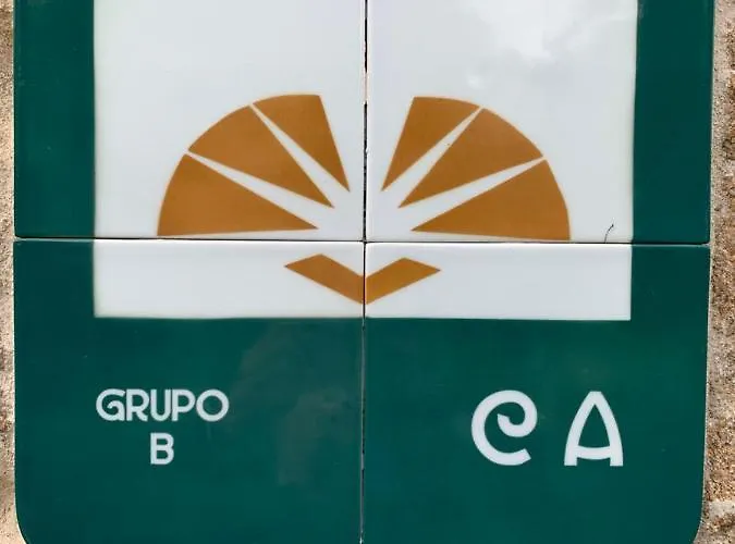 Otel Parada De Francos