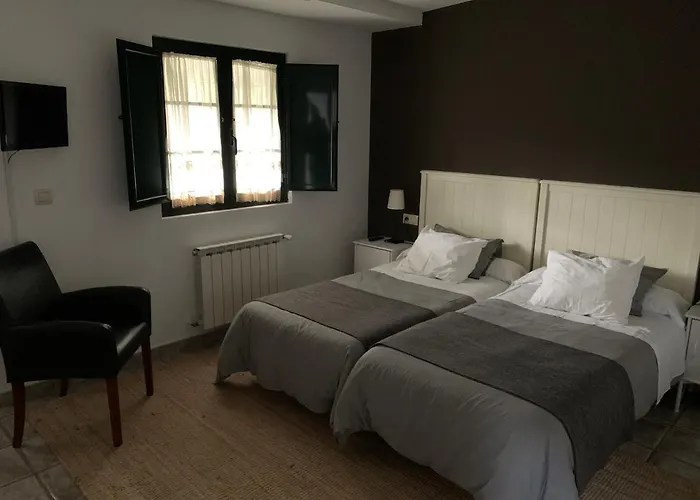 Parada De Francos Otel *