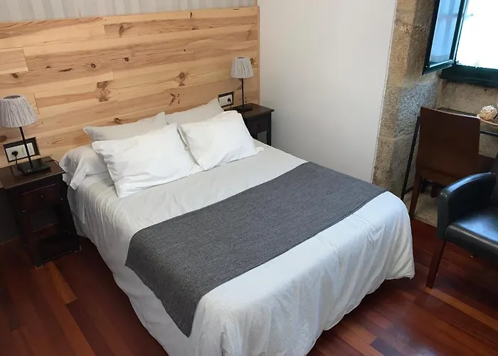 Otel Parada De Francos Teo